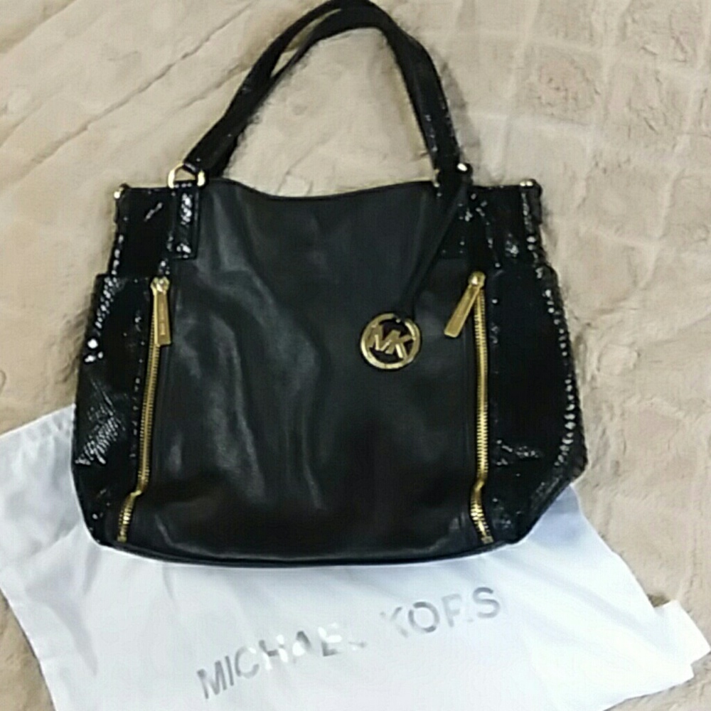 Michael Kors bag